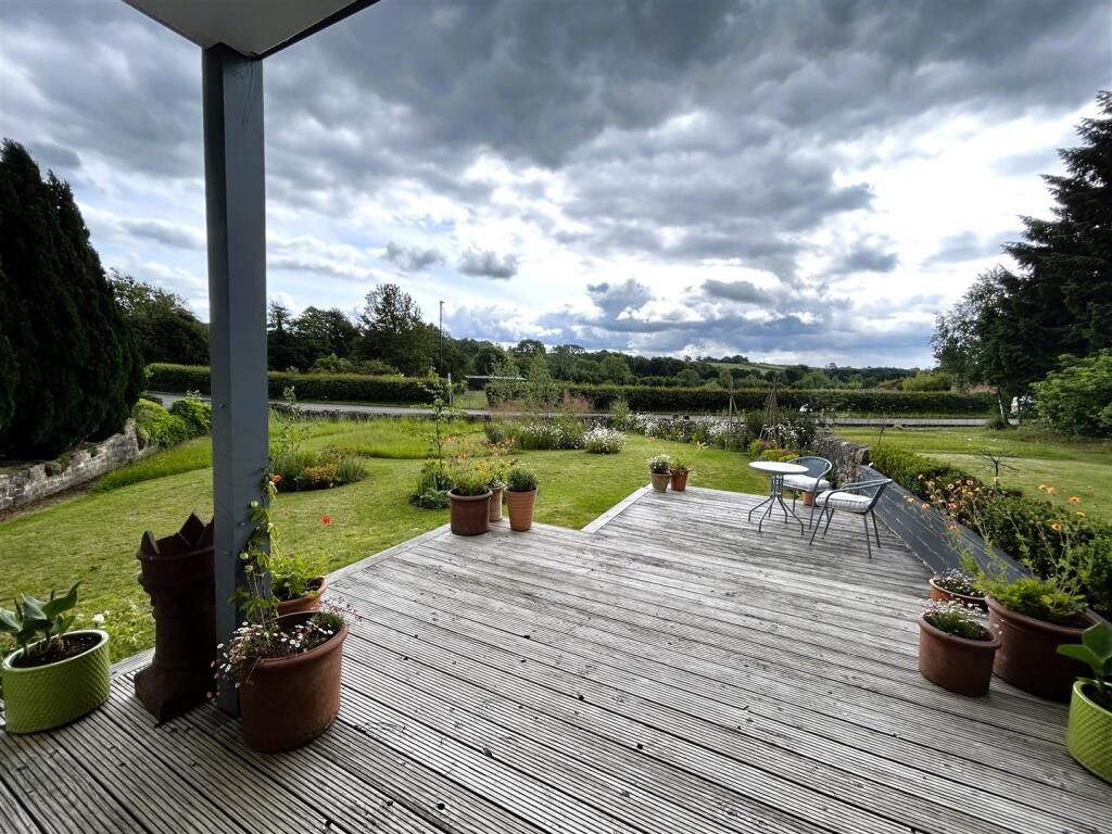 terrace.JPG