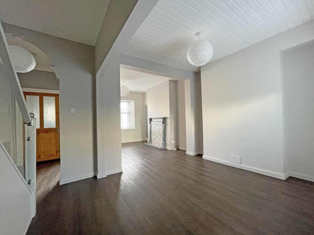 Hotham Place 15 New Lounge Dining Room.jpg