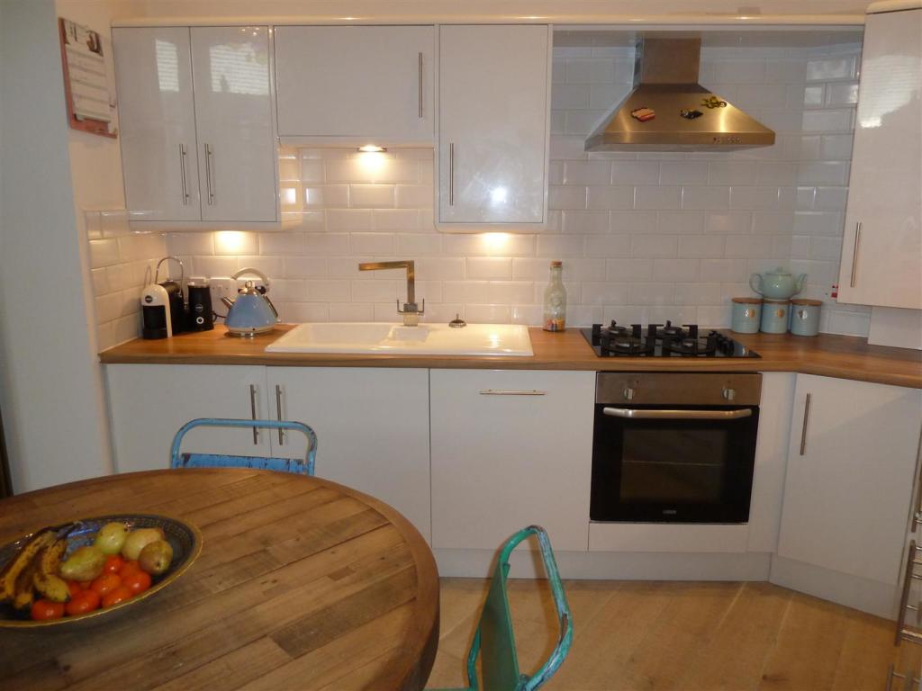Lounge, Kitchen Diner