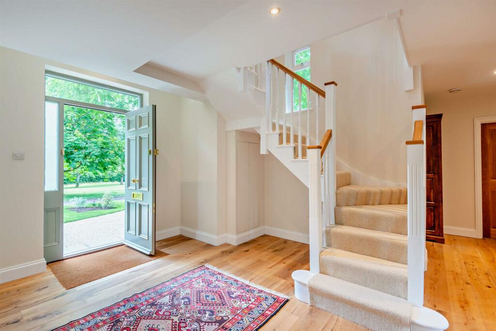 8559725-interior15-800.jpg