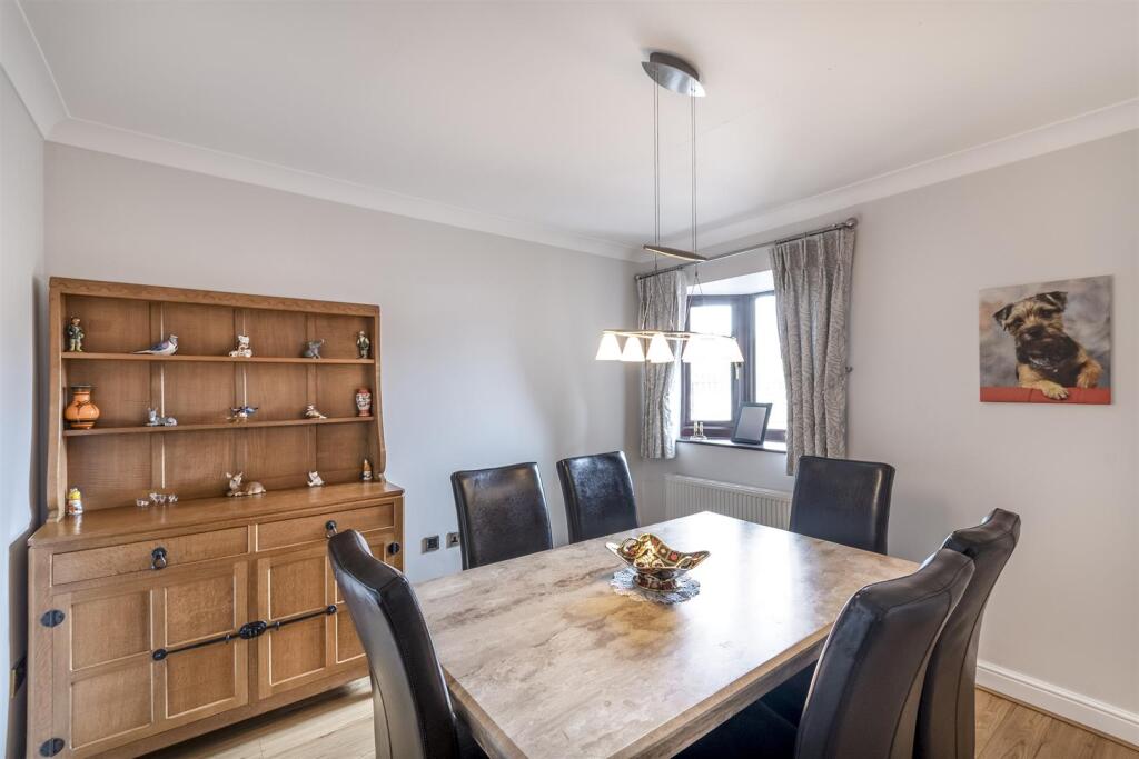 DSC_8342-Edit_dining table.JPG