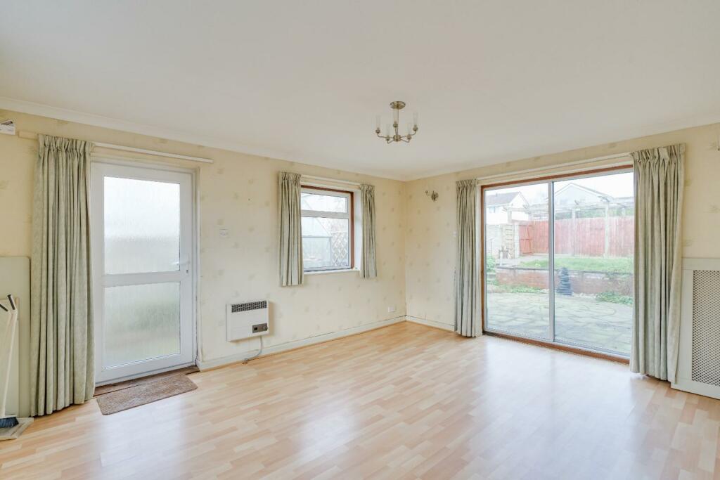 1.6 - dining room.jpg