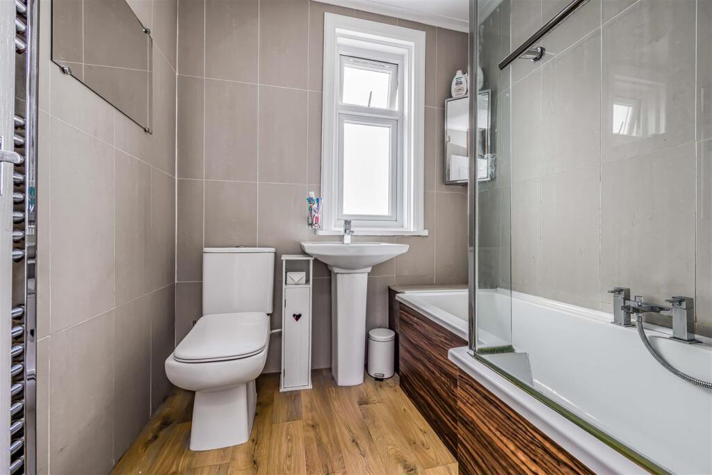 3 Algiers Road, Baffins-Small-PorticoMarketing-Sol