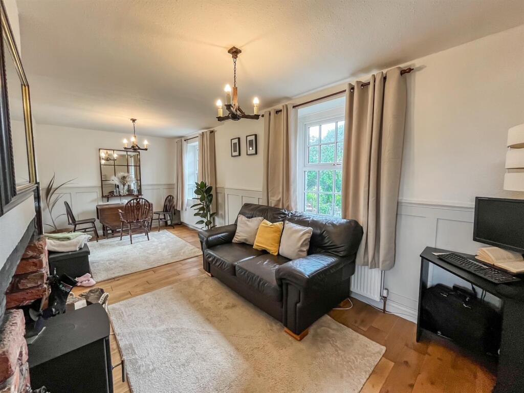 Living Room / Dining Area