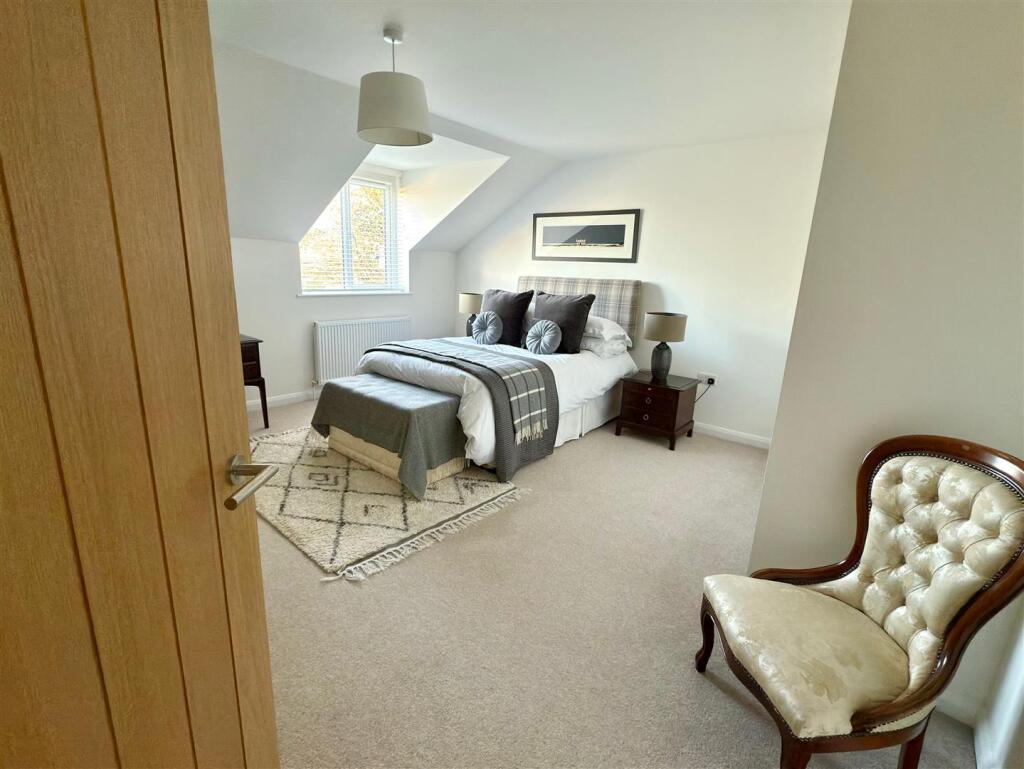 Oak Door To Bedroom 2.jpg