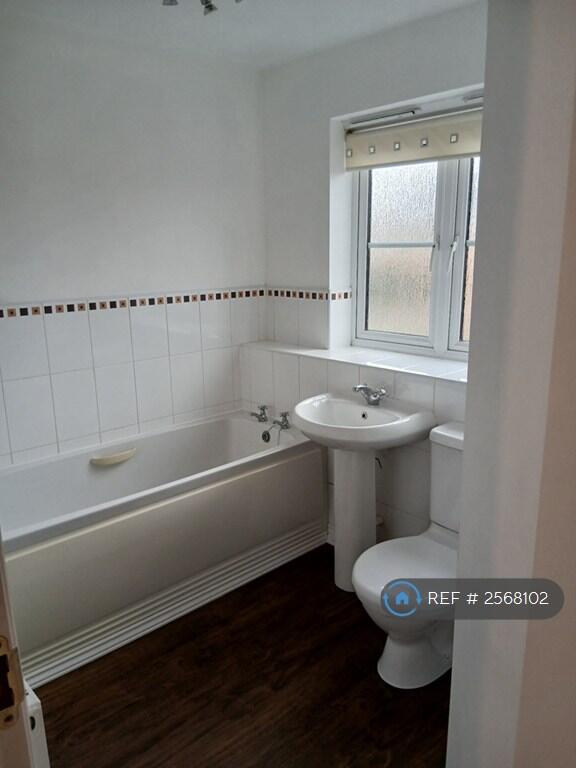 Bathroom First Floor
