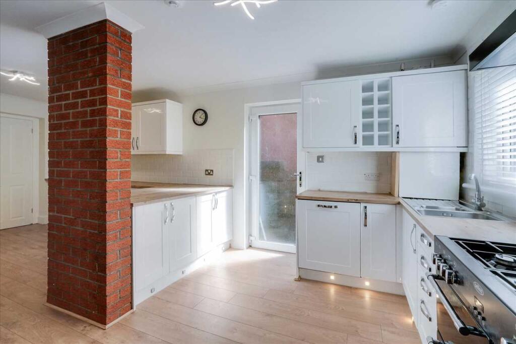 Kitchen (1)