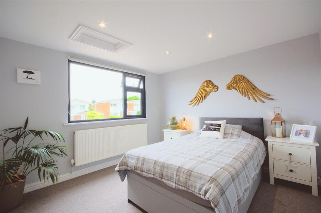 Bedroom.jpg