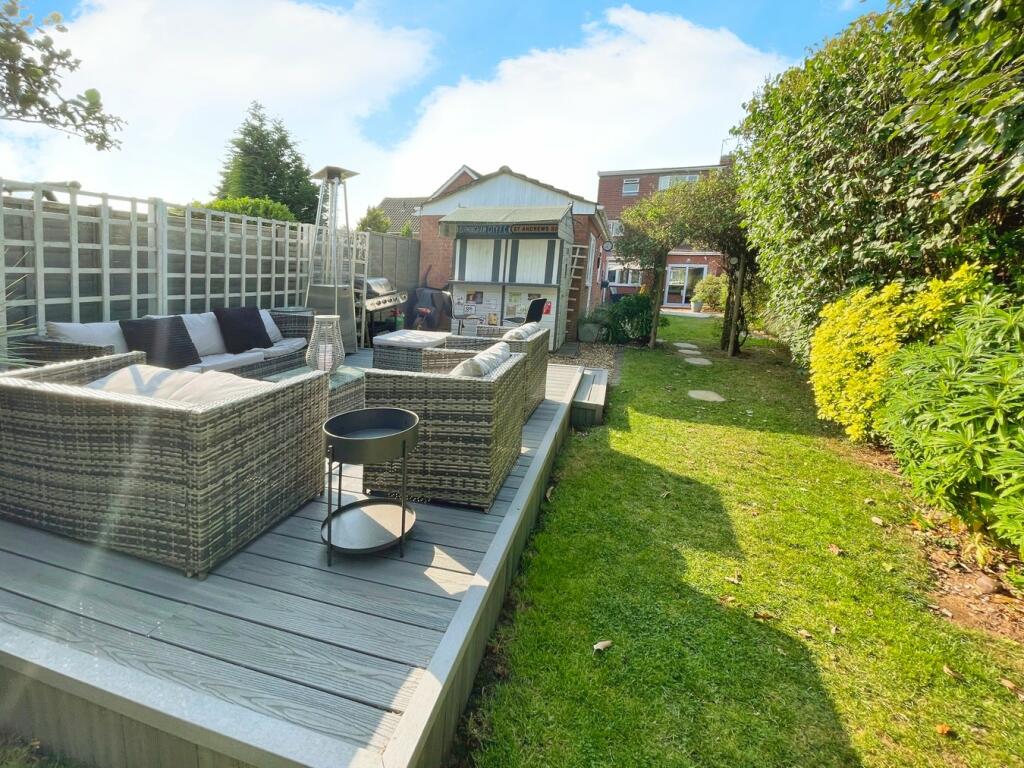 Rear Gardens/Elevation
