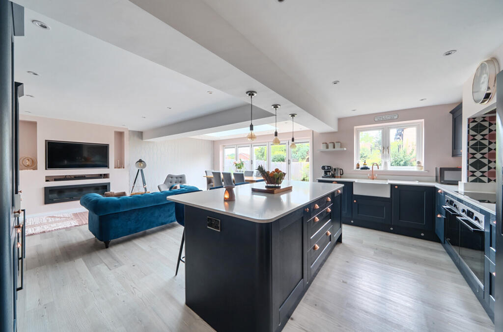 1340427-21-689cdb...