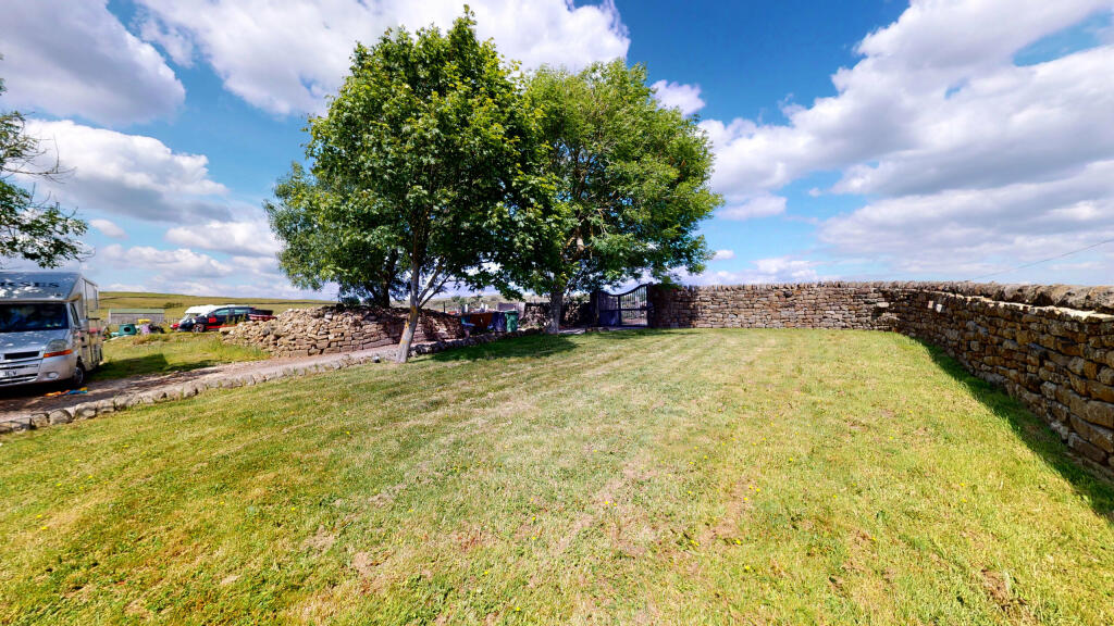 Intake-Gate-Farm-Hawksworth-06282022_113613