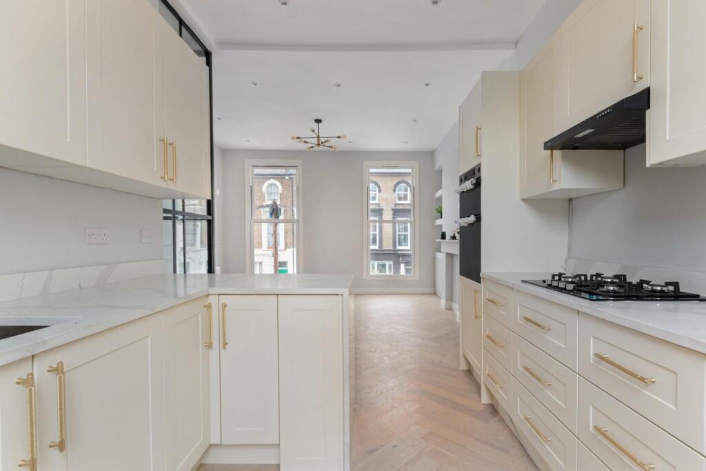Woodstock Grove 24b Ph6.jpg