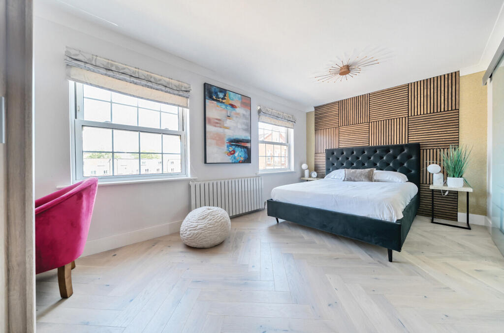 7-7-682353424f976...