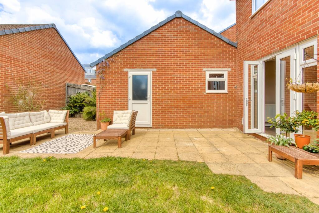 Taunton Ewemove Dragon Rise (1)