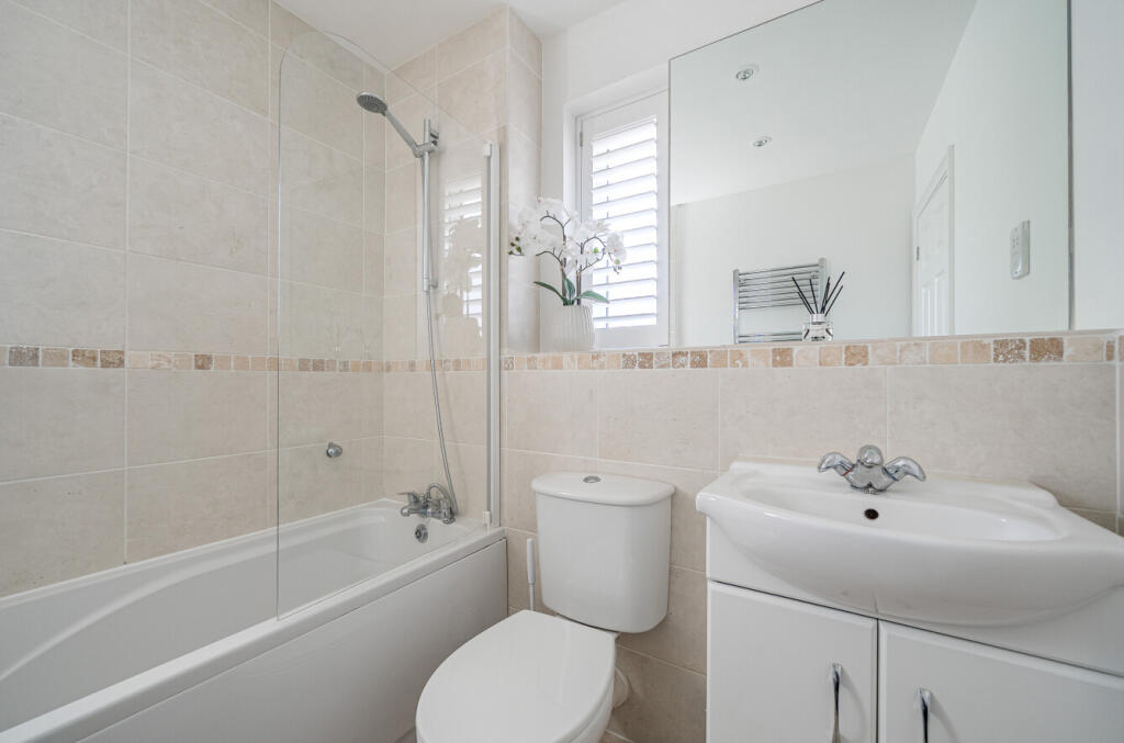 1302672-15-683989...