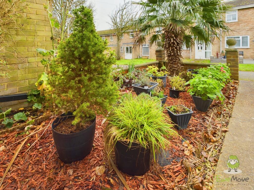 CAM01543G0-PR0108-STILL003