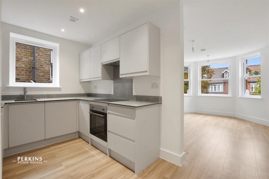 kitchen 2.JPG