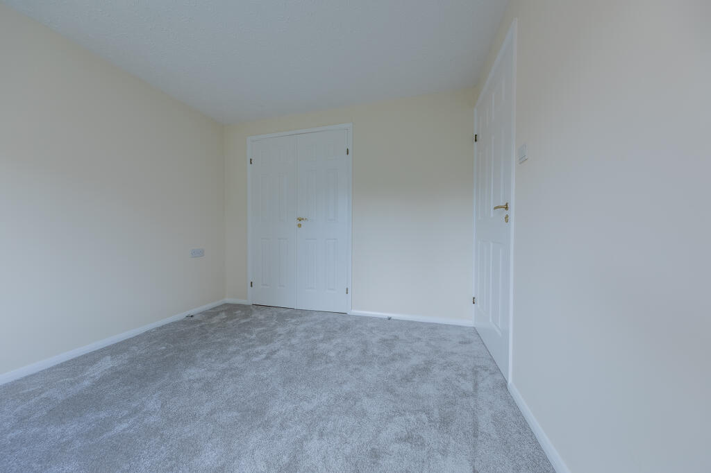 11-Broughton-Close-5-Hi-Res
