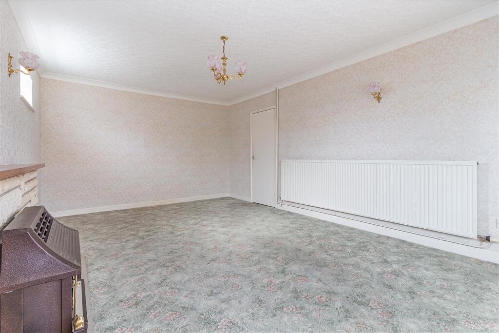 Living-room-3.jpg