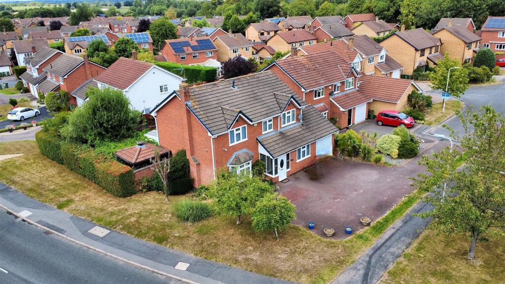 dji_fly_20250820_150954_55_1755699004580_photo_opt