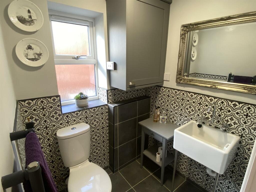 Downstairs wc