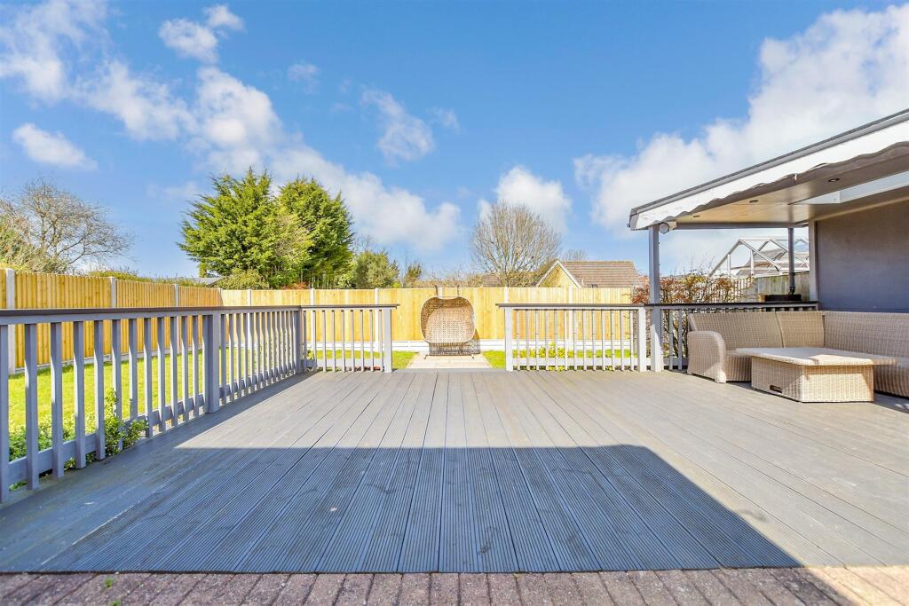 External Lifestyle Photograph