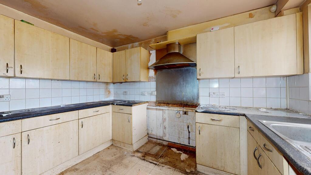 6 Coverack Close, Shirley, Croydon, CR0 7ND