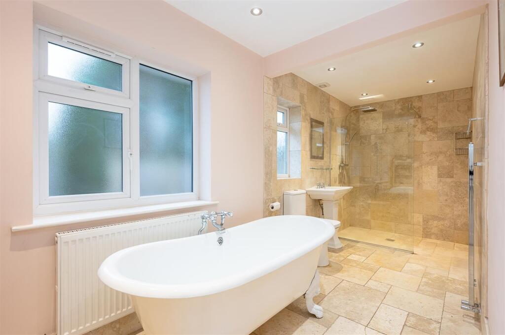 Ground Floor Bathroom