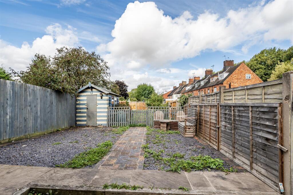 45 Grove Road, Atherstone