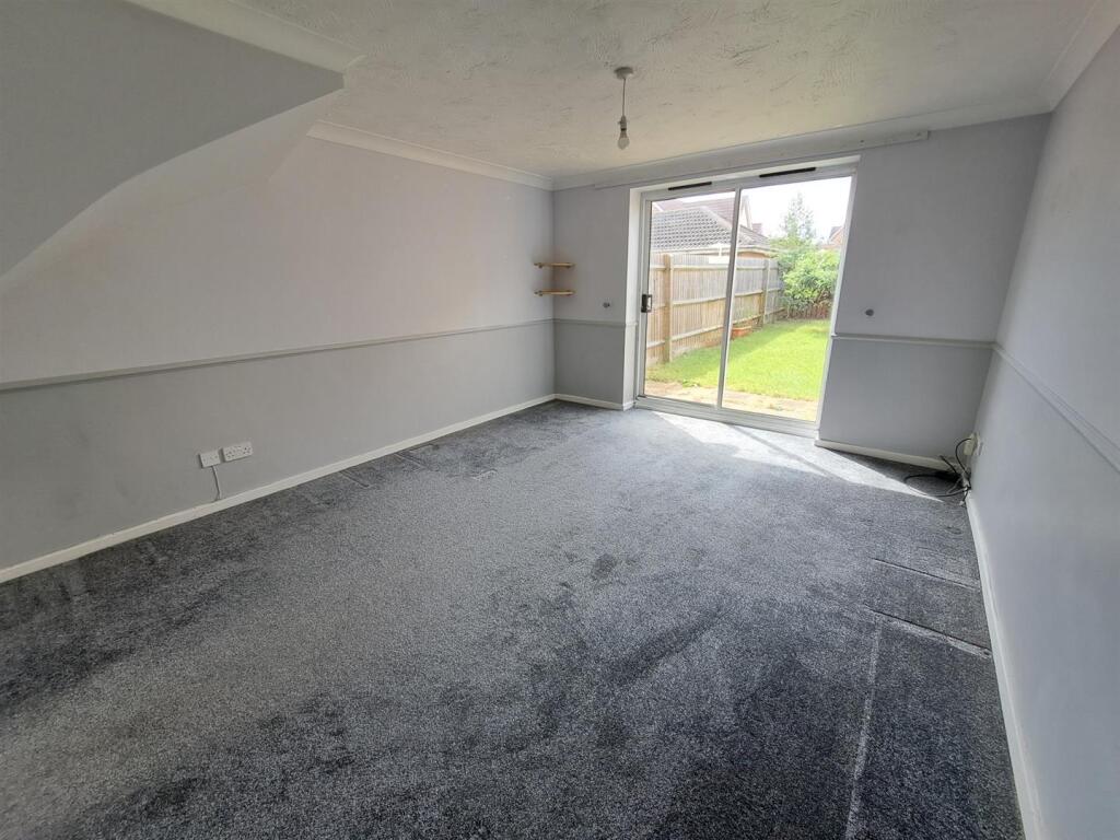 Riverstone Way, Northampton