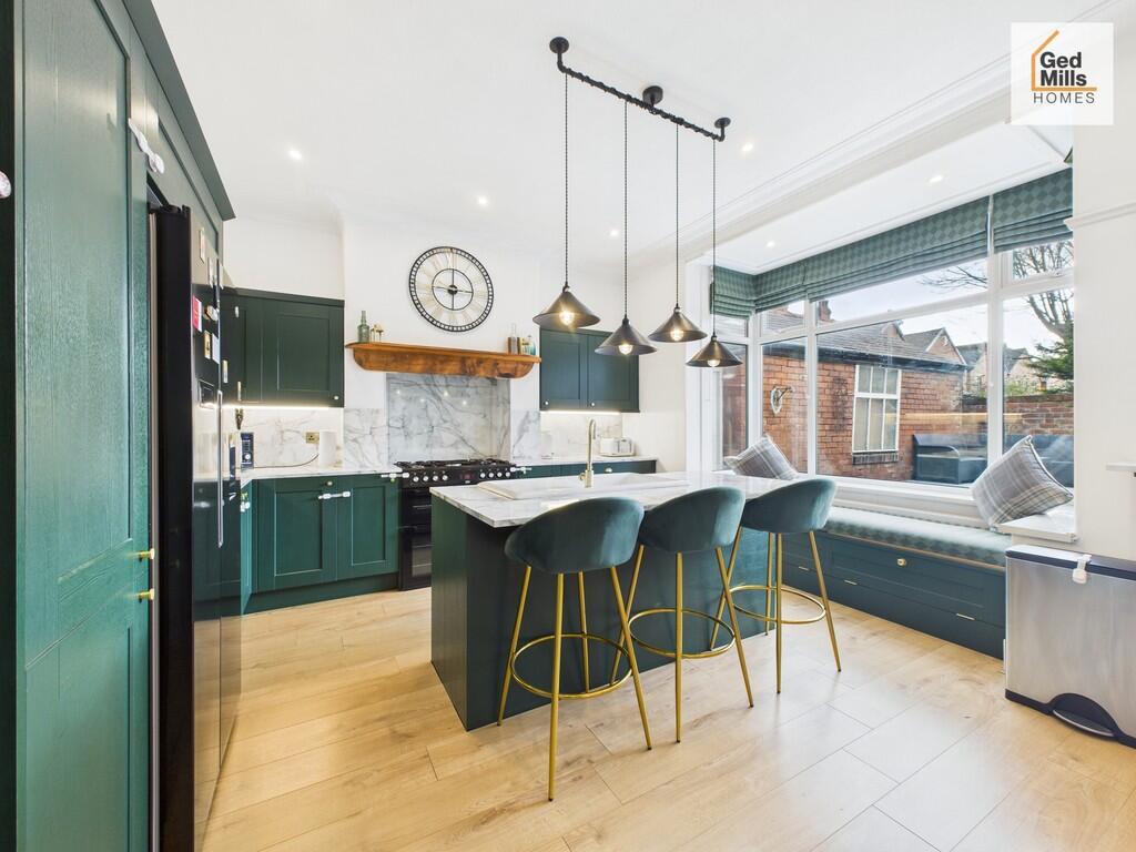 CAM04261G0-PR0114...