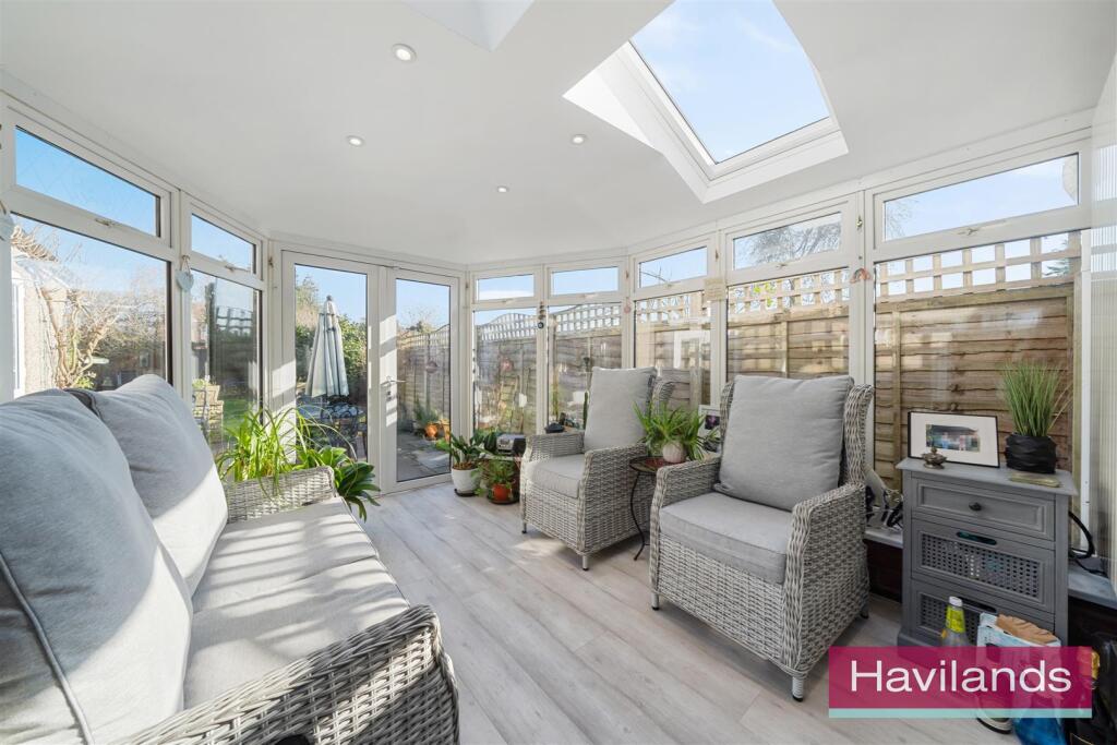 Fountains Crescent-16.jpg