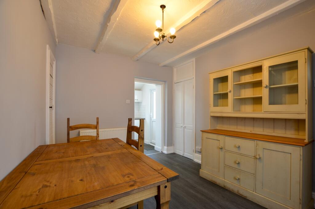 To Book A Viewing Call TPS Lostwithiel on 01208 87