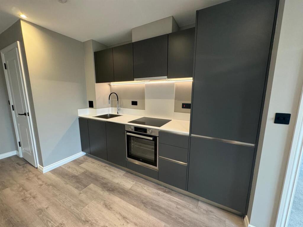 WhatsApp Image 2024-11-18 at 12.20.23_1b77f860.jpg