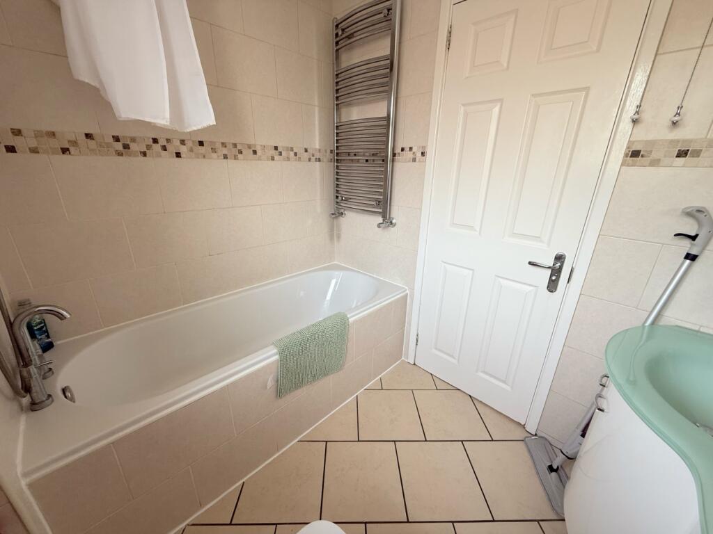 2F2781AA-3594-4A55-AE6B-F7AC855B0391