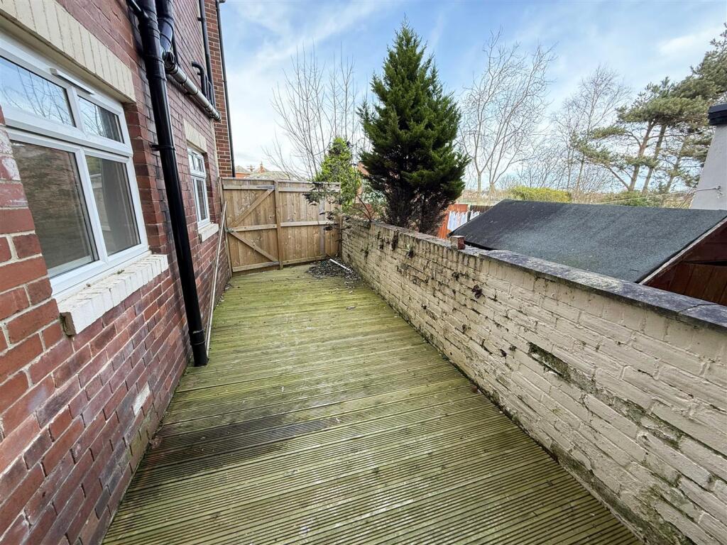 Lovaine Rear Yard.jpg