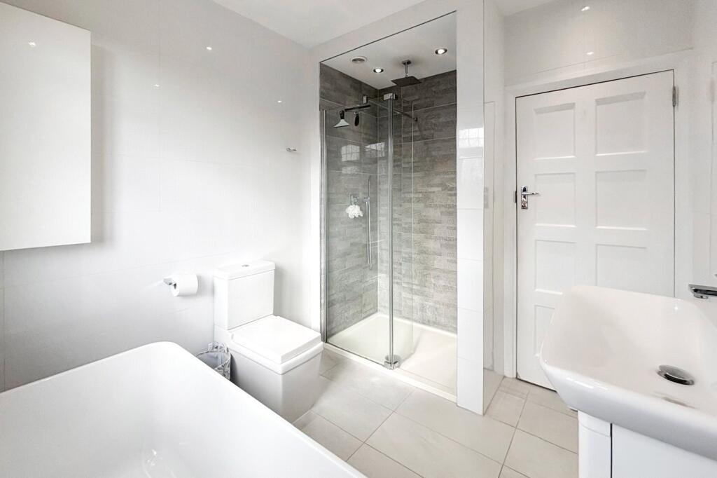 Familly Bathroom