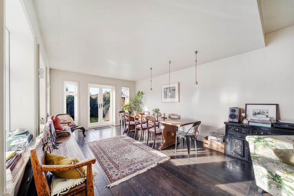 Dining Room Aspect 7