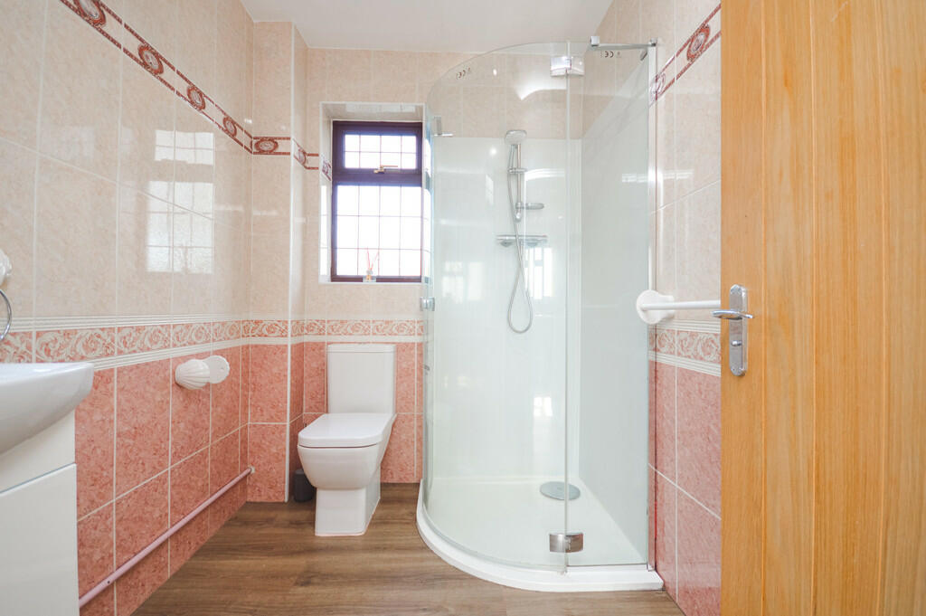Shower Room Inter...
