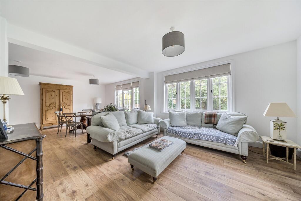 Wisley Lane, Wisley, Surrey, GU23