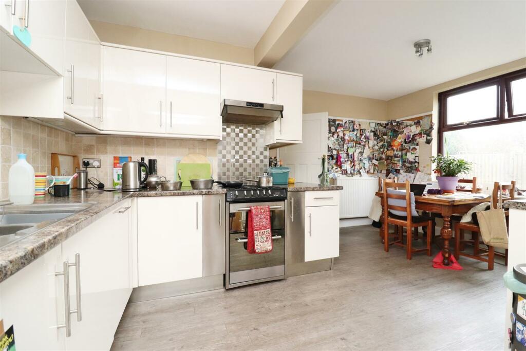 kitchen,diner 2.JPG