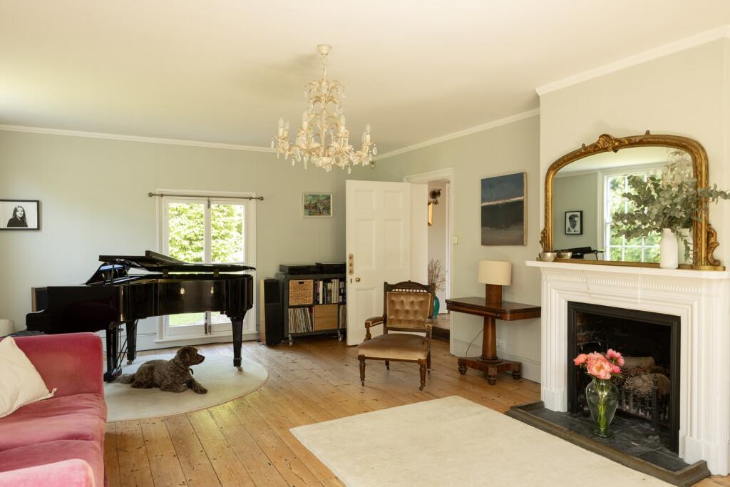 286189 - INIGO_THE_CLEARING_HIGH_STREET_HAWKHUR...