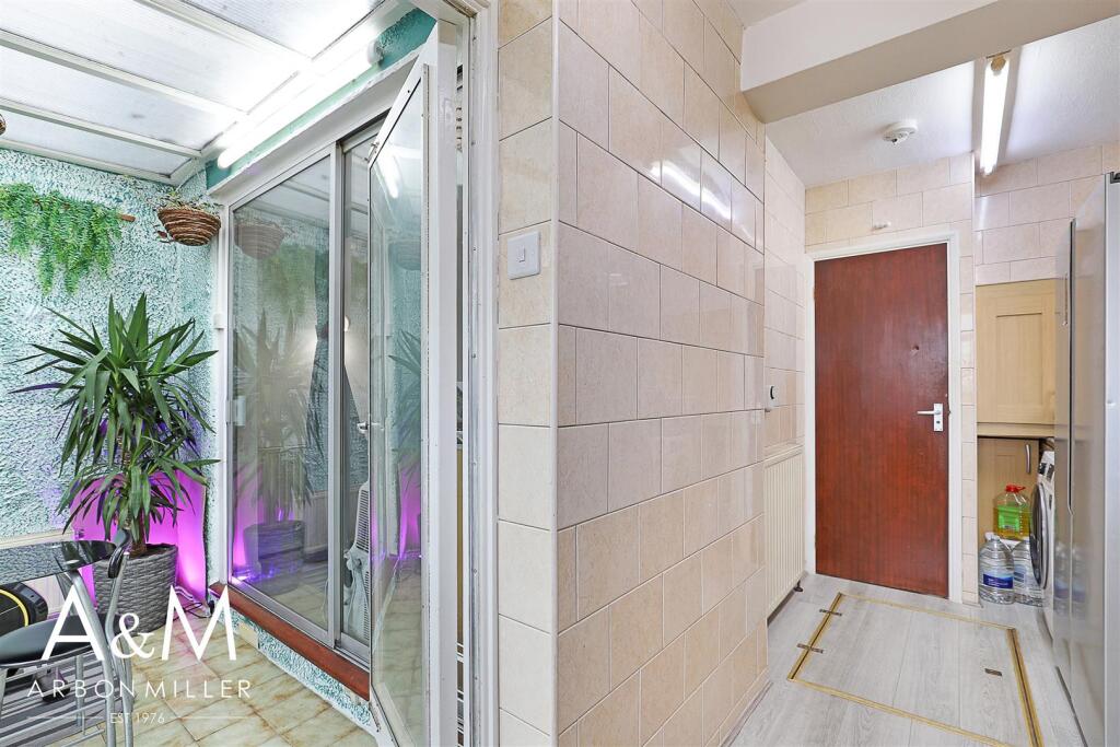 Conservatory/Kitchen