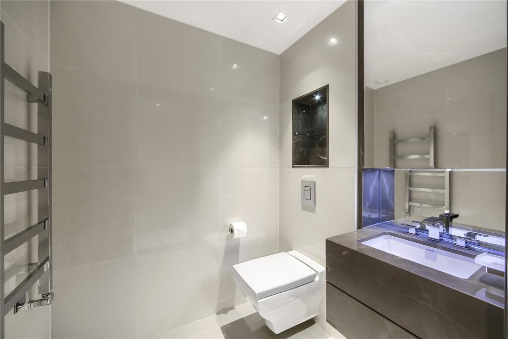 Lord Kensington H...