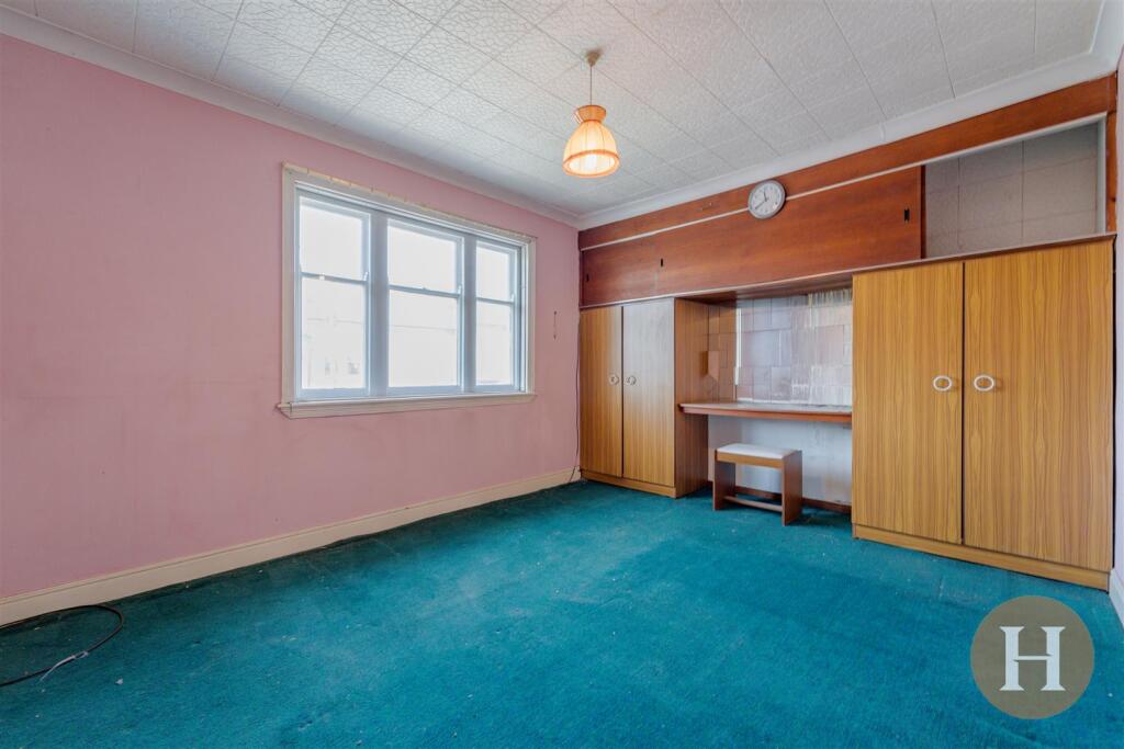 Hadleigh Estate Agents-1.jpg