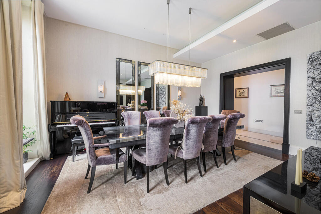 4 Warburton Hse R...