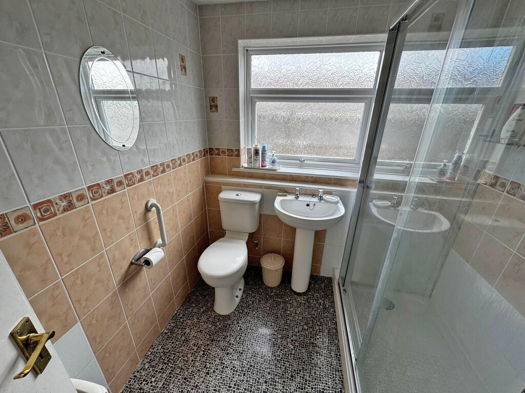 Bathroom (1)