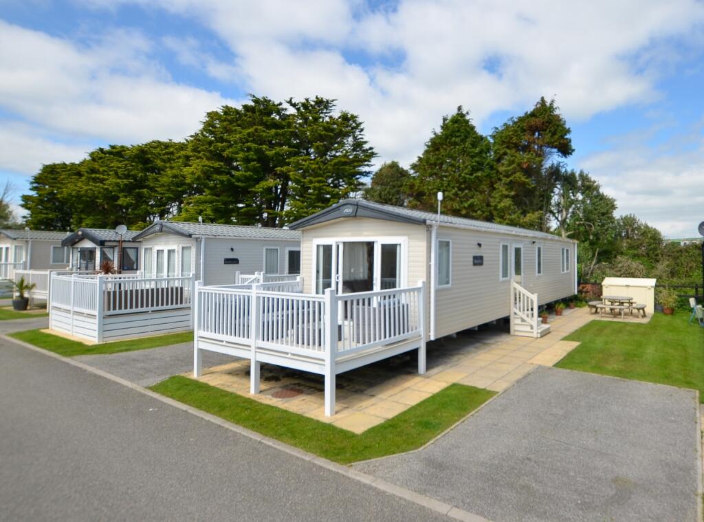 To Book A Viewing Call TPS Lostwithiel on 01208 87