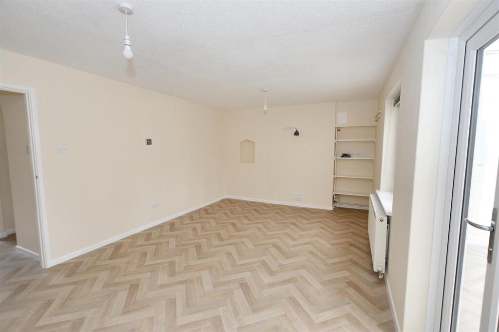 DSC_0006 - 2025-09-17T120149.858.jpg