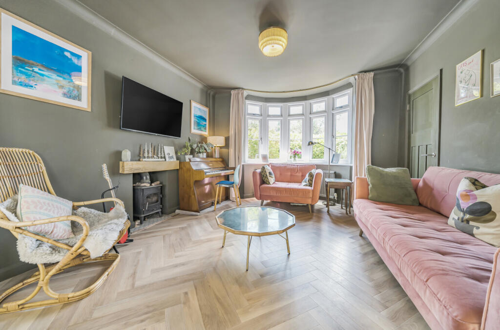 1312979-14-685b0b...